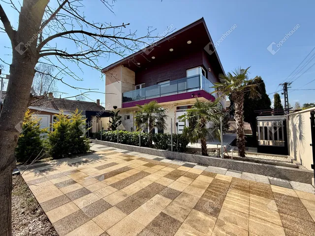 Eladó ház Siófok, Ezüstpart 300 nm