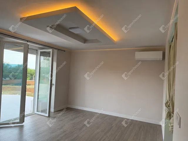 Eladó ház Balatonalmádi, Vörösberény 210 nm