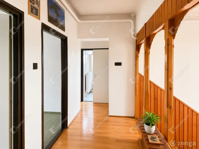 Eladó ház Simontornya 182 nm
