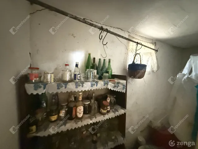 Eladó ház Aba 77 nm