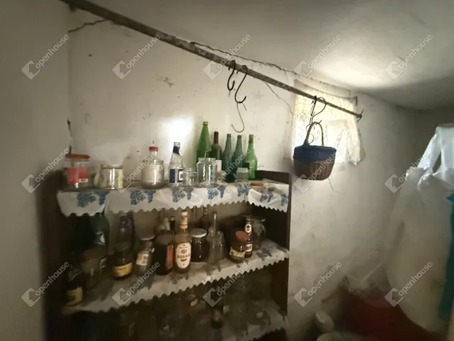 Eladó ház Aba 77 nm