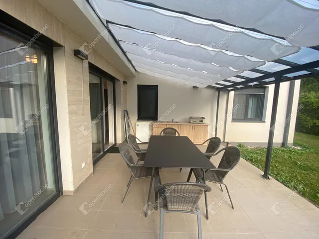 Eladó ház Siófok, Aranypart 300 nm