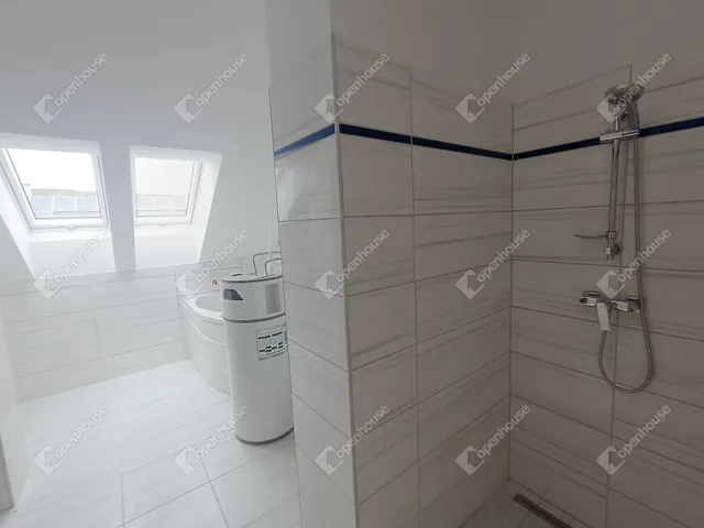 Eladó lakás Sopron, Belváros 117 nm