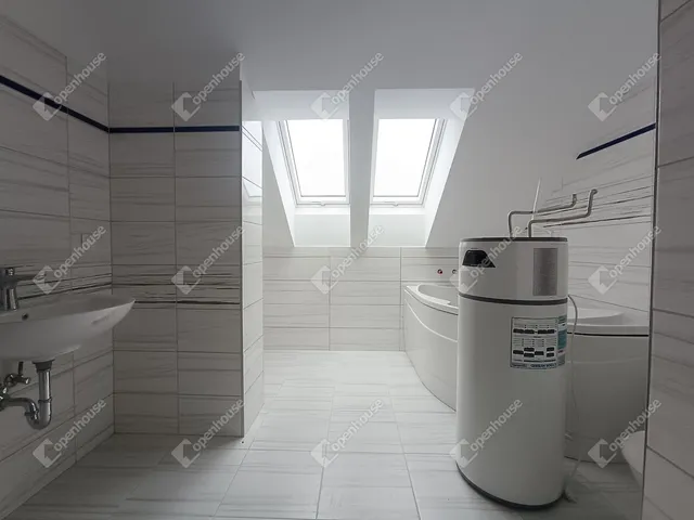 Eladó lakás Sopron, Belváros 117 nm