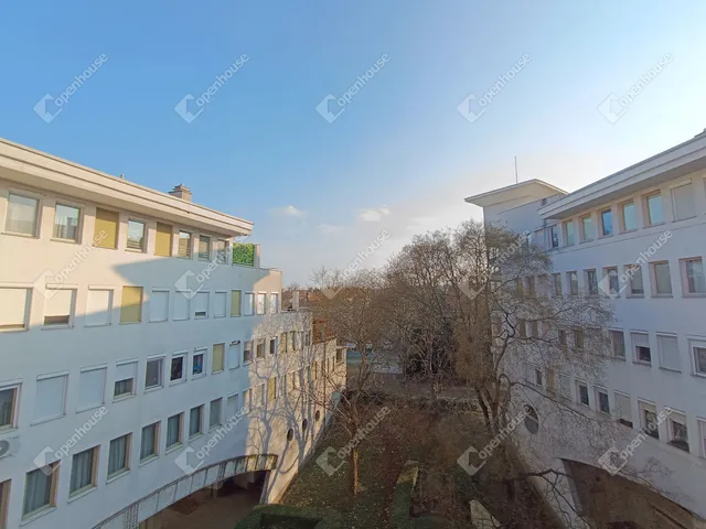 Eladó lakás Sopron, Belváros 93 nm
