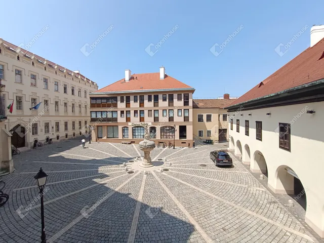 Eladó lakás Sopron 64 nm