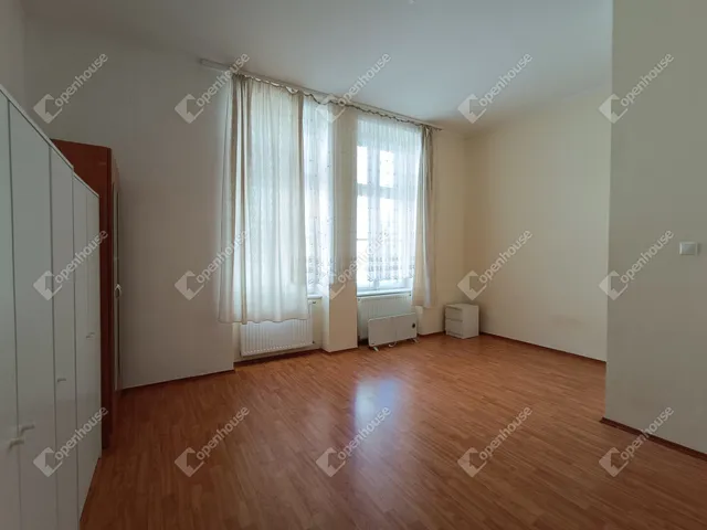 Eladó lakás Sopron, Belváros 174 nm