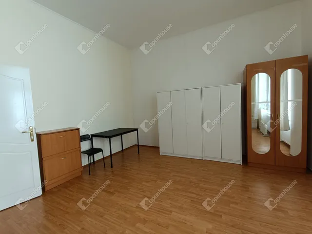 Eladó lakás Sopron, Belváros 174 nm
