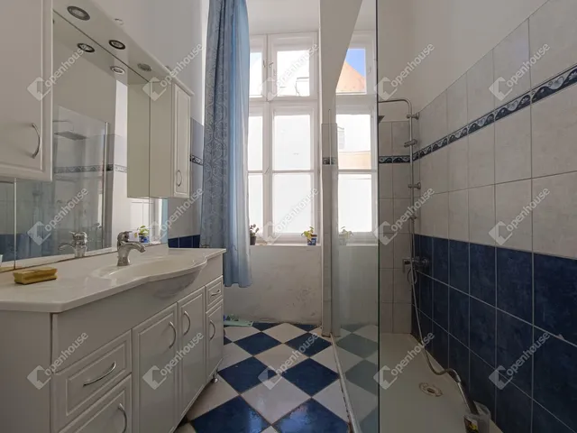 Eladó lakás Sopron, Belváros 174 nm