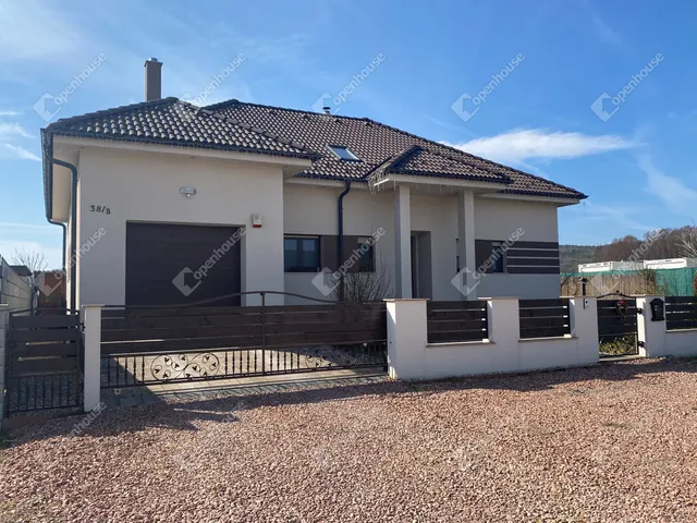 Eladó ház Harka 163 nm