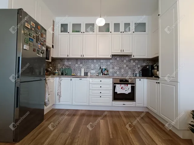 Eladó lakás Sopron, Belváros 76 nm