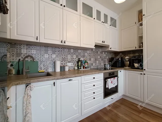 Eladó lakás Sopron, Belváros 76 nm