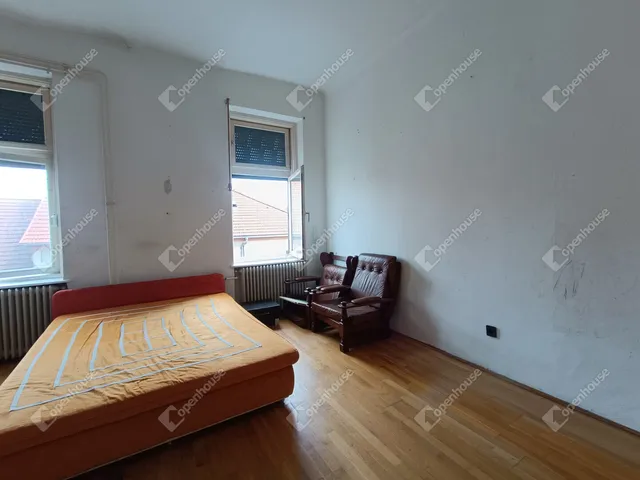 Eladó lakás Sopron 64 nm