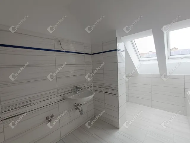 Eladó lakás Sopron, Belváros 117 nm