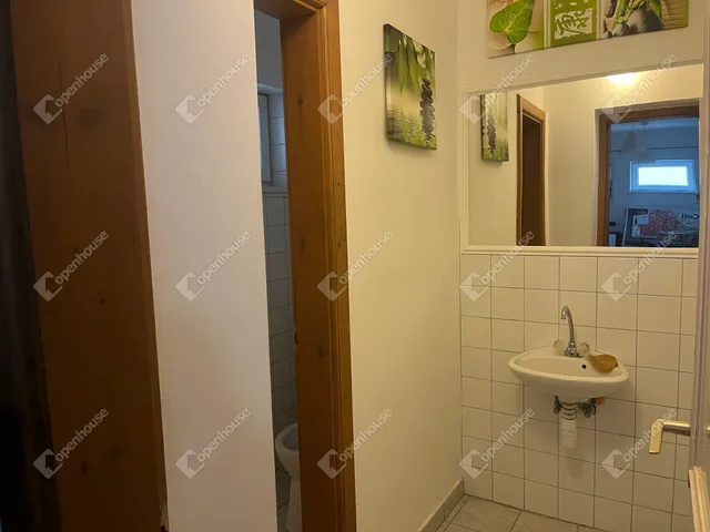 Eladó ház Hegykő 200 nm