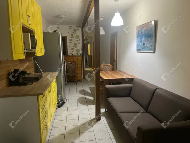 Eladó ház Hegykő 200 nm