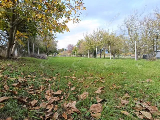 Eladó telek Sopron, Virágvölgy 1493 nm