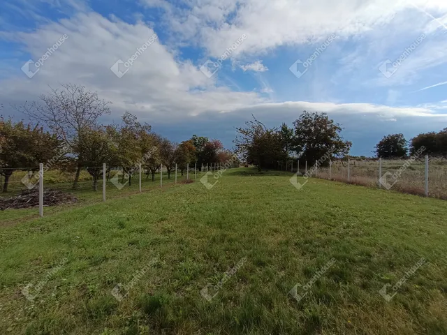 Eladó telek Sopron, Virágvölgy 1493 nm