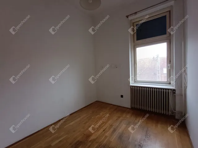 Eladó lakás Sopron 64 nm