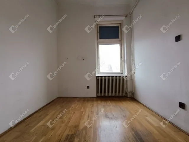 Eladó lakás Sopron 64 nm