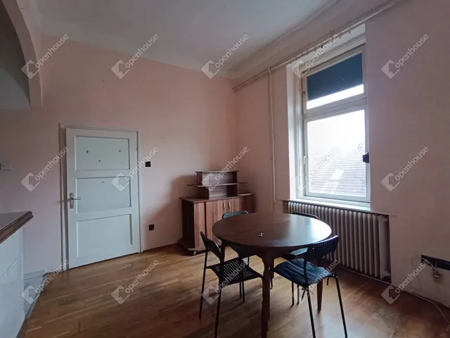 Eladó lakás Sopron 64 nm