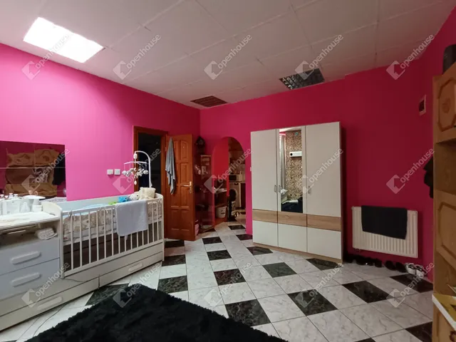 Eladó lakás Sopron, Belváros 42 nm
