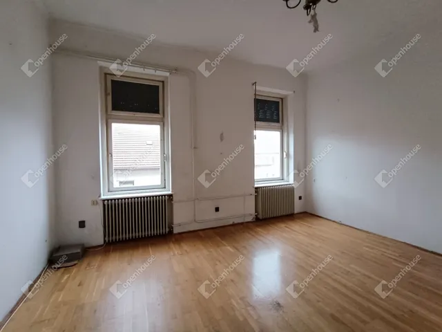 Eladó lakás Sopron 64 nm