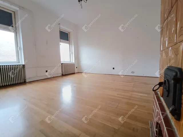 Eladó lakás Sopron 64 nm