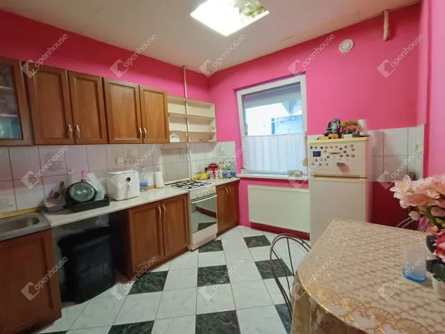 Eladó lakás Sopron, Belváros 42 nm