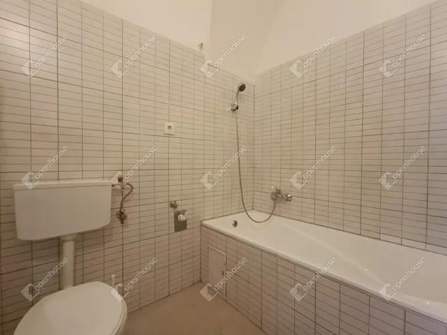 Eladó lakás Sopron, Belváros 40 nm