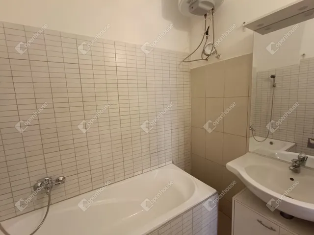 Eladó lakás Sopron, Belváros 40 nm