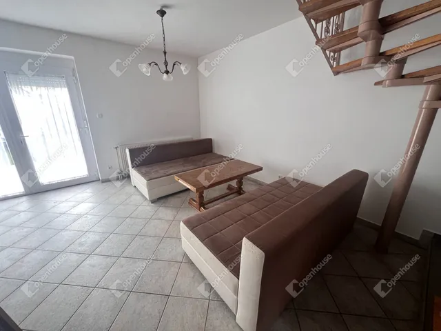 Kiadó ház Hegykő 71 nm