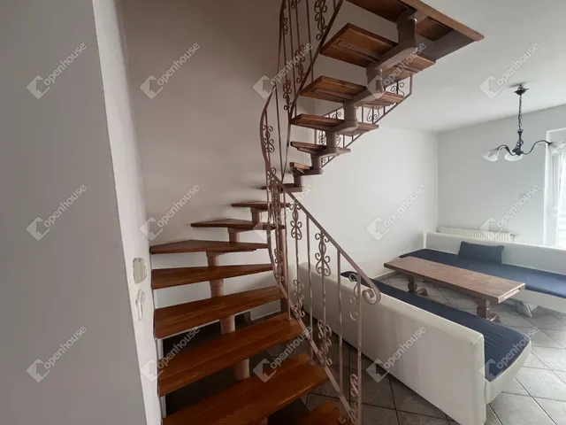 Kiadó ház Hegykő 73 nm