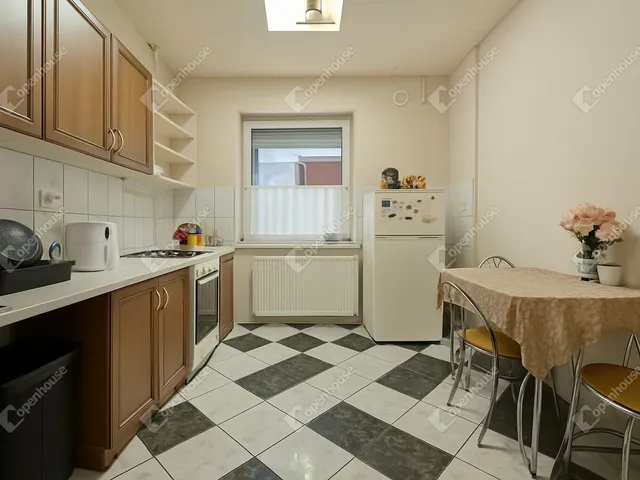 Eladó lakás Sopron, Belváros 42 nm