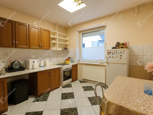 Eladó lakás Sopron, Belváros 42 nm