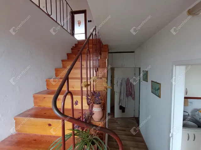 Eladó ház Harka 245 nm