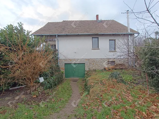 Eladó ház Harka 245 nm