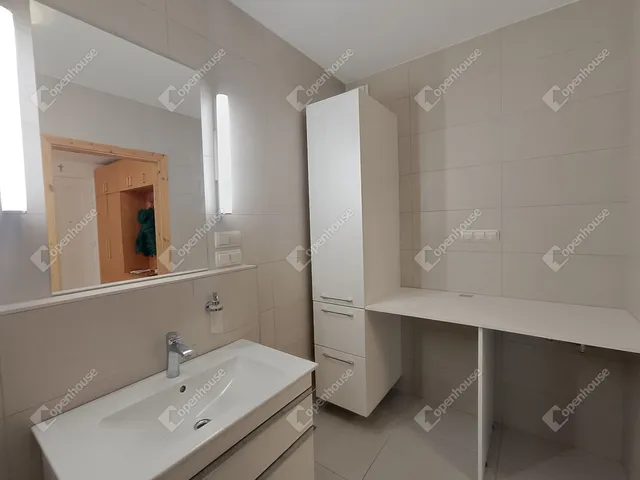 Eladó lakás Sopron 72 nm