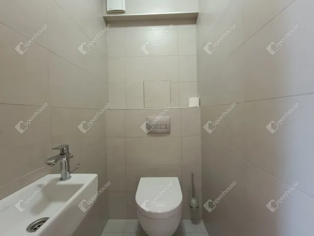 Eladó lakás Sopron 72 nm