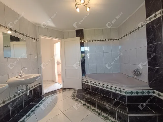 Eladó ház Sopron 240 nm