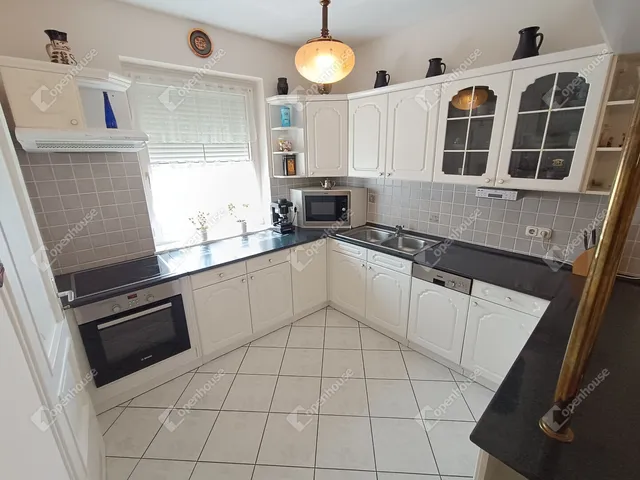 Eladó ház Sopron 240 nm