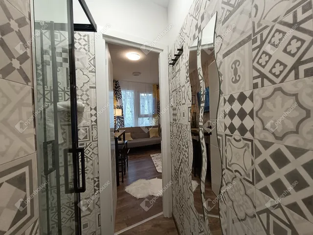 Eladó lakás Sopron, Belváros 27 nm