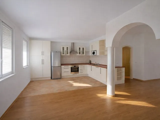 Eladó lakás Sopron 67 nm