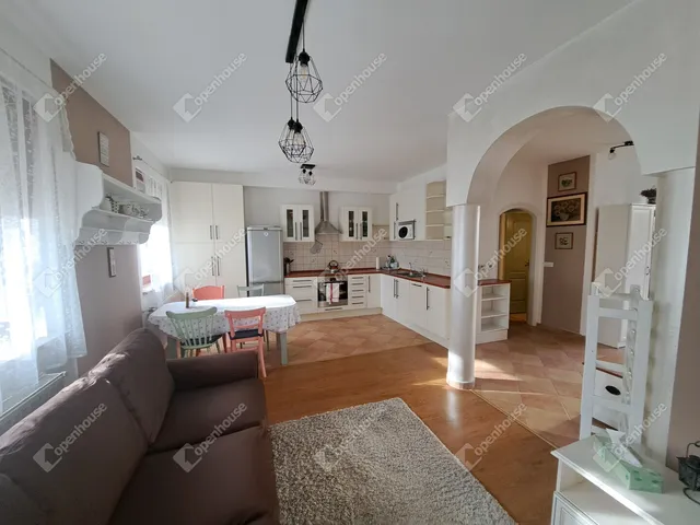 Eladó lakás Sopron 67 nm