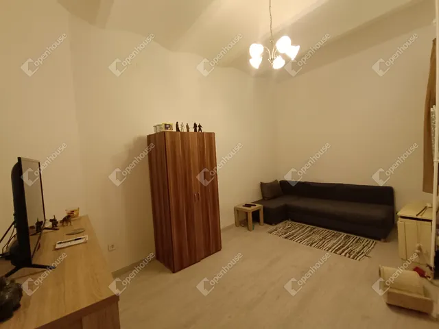 Eladó lakás Sopron, Belváros 28 nm