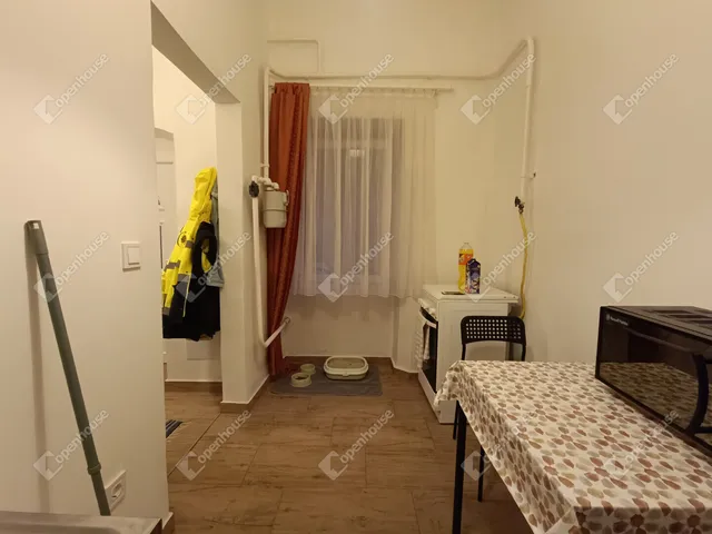 Eladó lakás Sopron, Belváros 28 nm