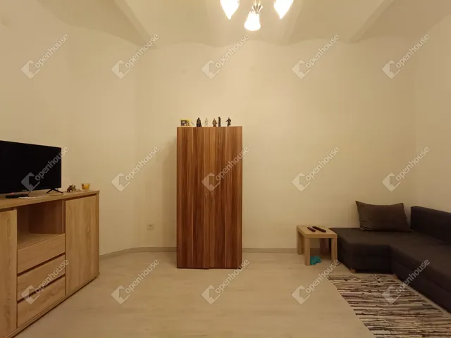 Eladó lakás Sopron, Belváros 28 nm