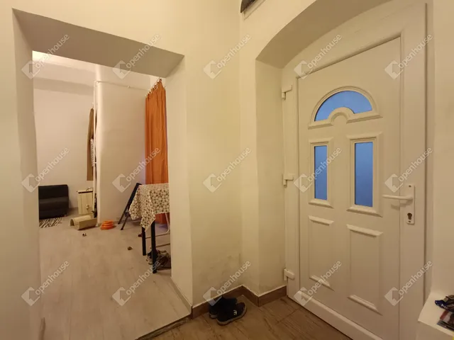 Eladó lakás Sopron, Belváros 28 nm