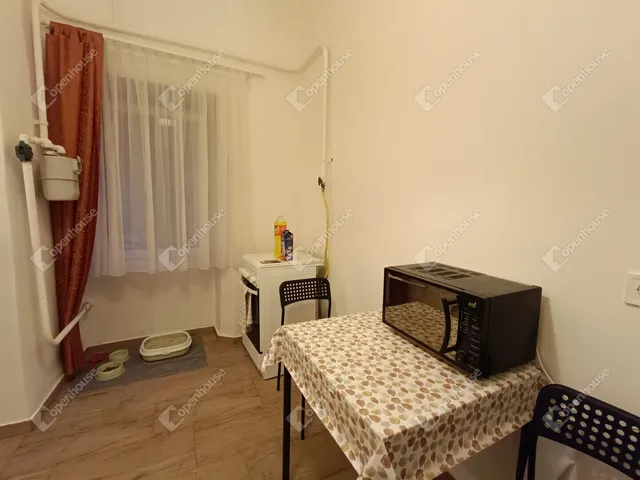 Eladó lakás Sopron, Belváros 28 nm