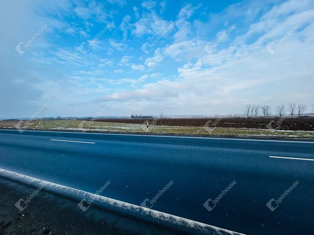 Eladó mezőgazdasági ingatlan Pereszteg 53016 nm